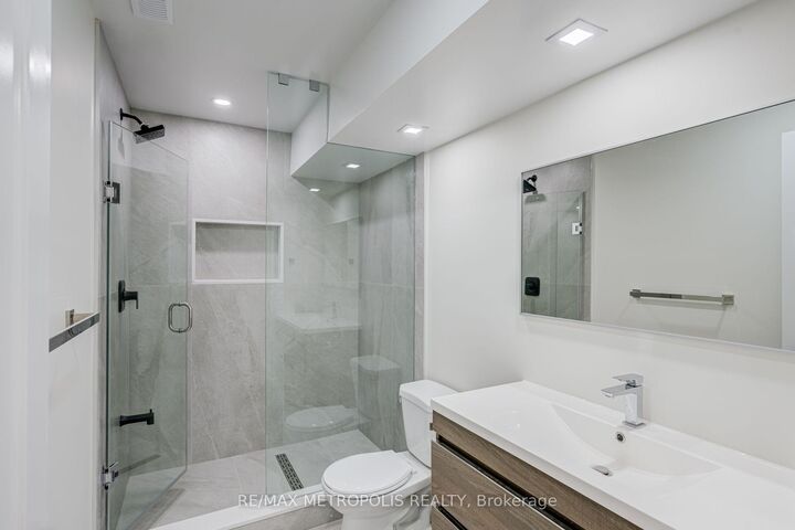 Property Photo:  43 Bridgeland Drive Bsmt  ON L1P 0R2 