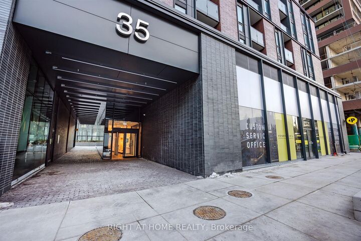 Property Photo: 35 Parliament Street 519 ON M5A 0Z5
