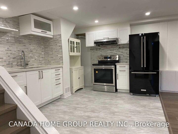 Property Photo: 3251 Valcourt Crescent Lower ON L5L 5G9