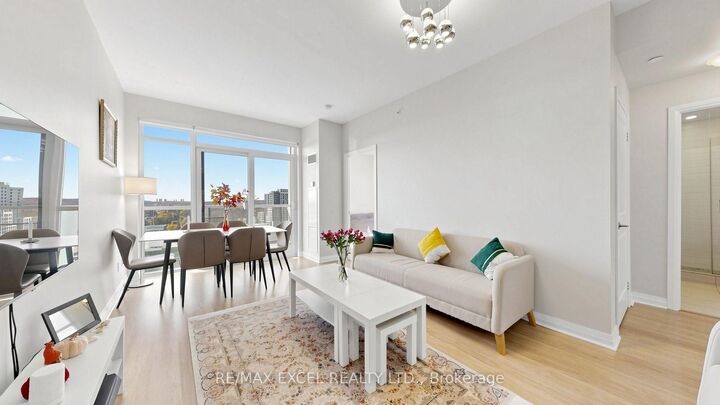 Property Photo:  55 Oneida Crescent 1208  ON L4B 0E8 