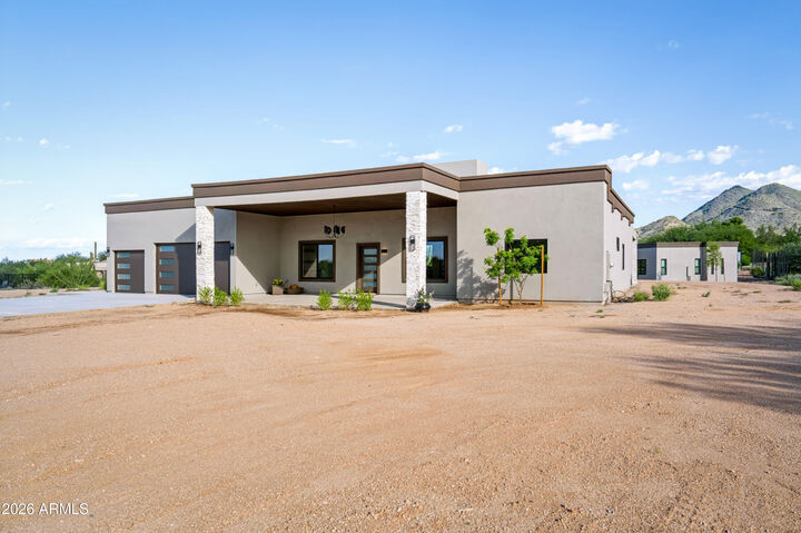 Property Photo:  6306 E Old West Way  AZ 85331 