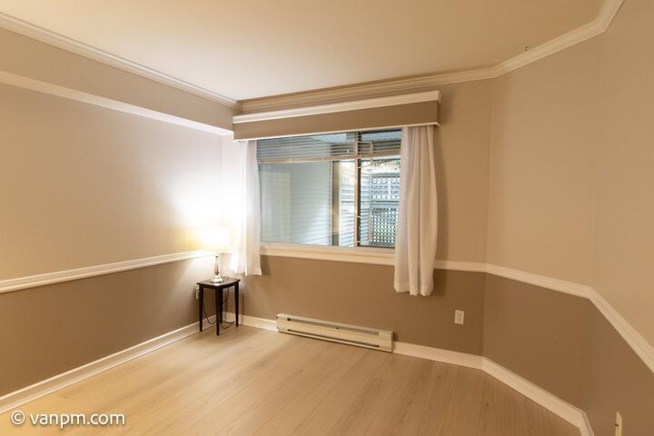 Property Photo:  3733 Norfolk Street 101  BC V5G 4V5 
