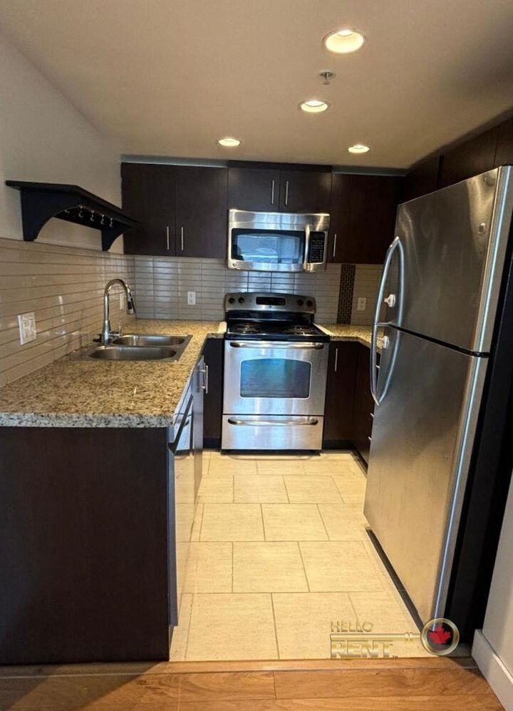Property Photo:  200 Keary Street 405  BC V3L 0A6 