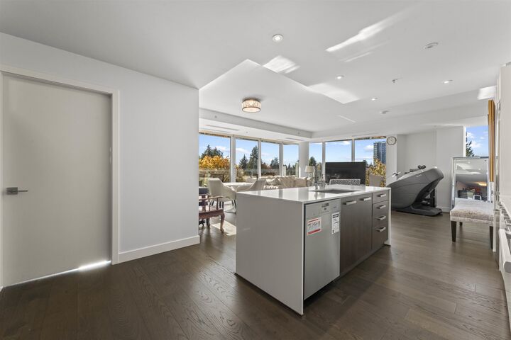 Property Photo:  5688 Willow Street 507  BC V5Z 3S4 