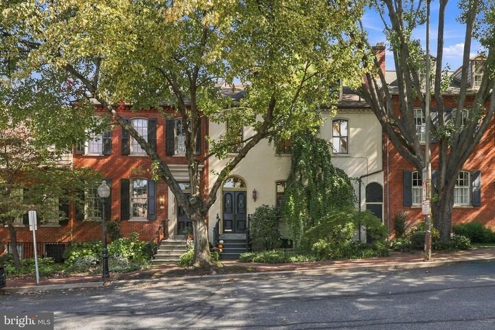 Property Photo: 109 S Duke Street PA 17602