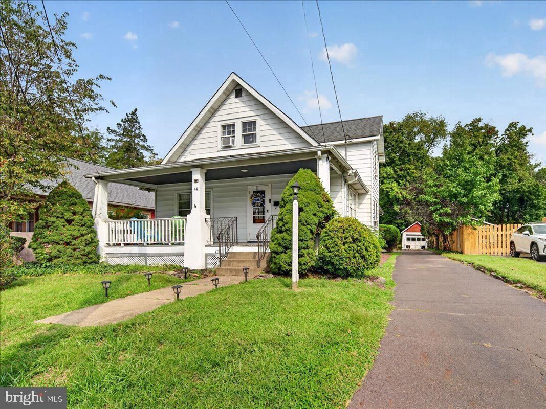 Property Photo:  44 Brenwal Avenue  NJ 08618 
