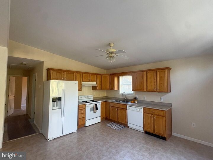 Property Photo: 2080 S Delaware Drive PA 18042