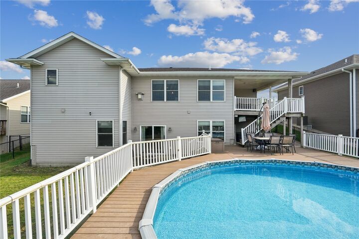 Property Photo:  6408 Palmetto Circle SW  IA 52404 