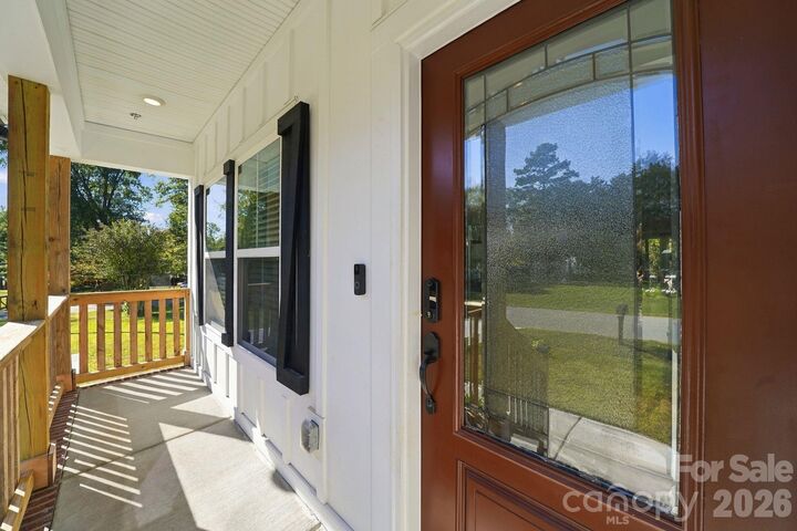 Property Photo: 4224 Pebblebrook Circle NC 28027