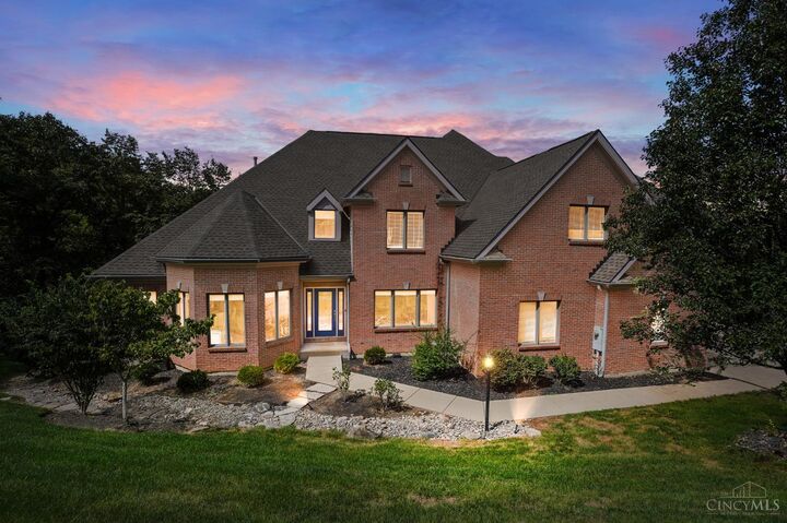 Property Photo: 7700 Overlook Hills Lane OH 45244