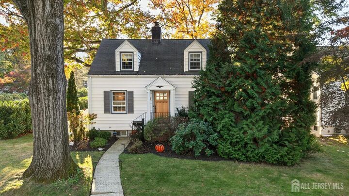 Property Photo:  201 Arbor Street  NJ 07016 