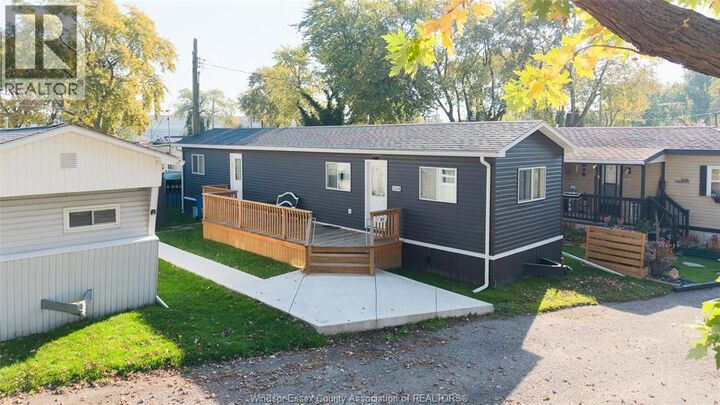 Property Photo: 304 Pompano Avenue ON N8W 5R6