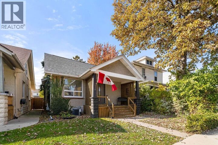 Property Photo:  1509 Elsmere Avenue  ON N8X 4H2 