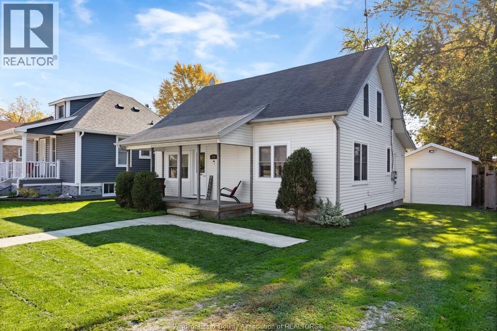 Property Photo:  179 Sinasac Street West  ON N0R 1G0 