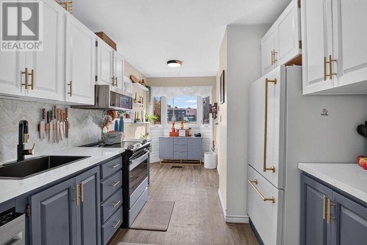 Property Photo:  140 Third Avenue  ON P3Y 1M3 