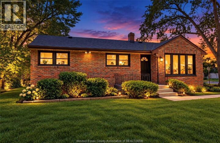 Property Photo:  1905 Norfolk Street  ON N9E 1H6 