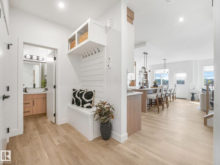 Property Photo:  70 Ravenshire Wynd  AB T8B 0G3 