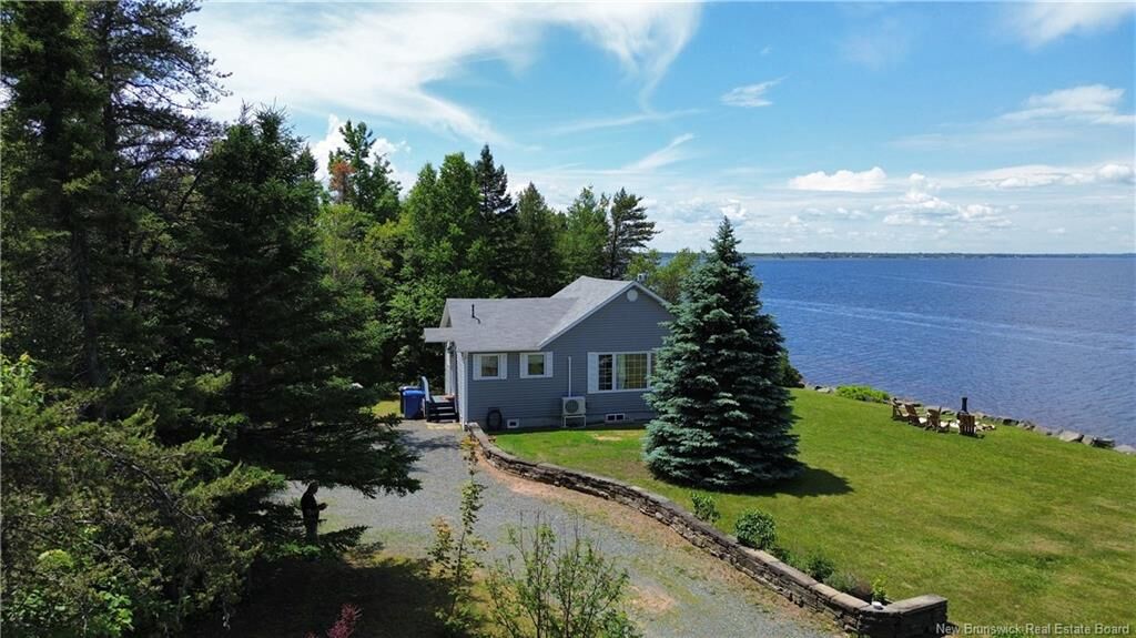 Property Photo:  40 Front Road  NB E1N 5K1 