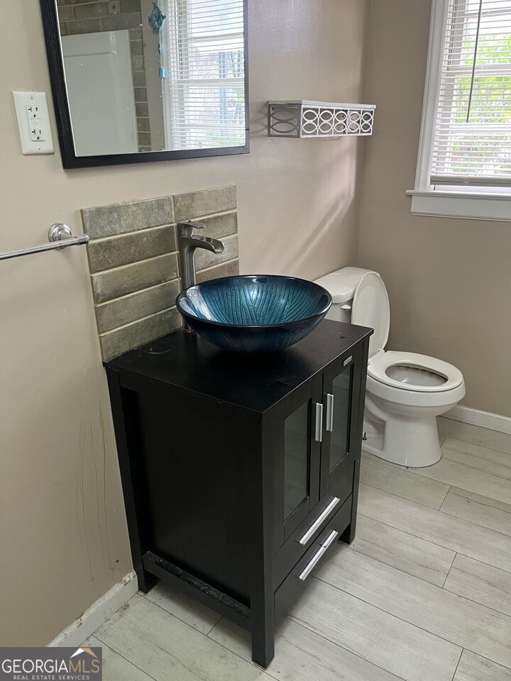 Property Photo:  222 Burnett Ferry Road SW  GA 30165 