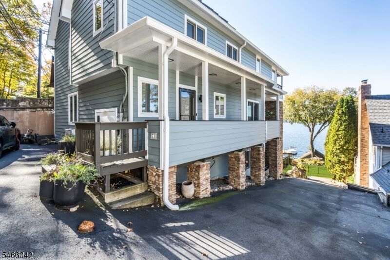 Property Photo:  73 Castle Rock Rd  NJ 07849 
