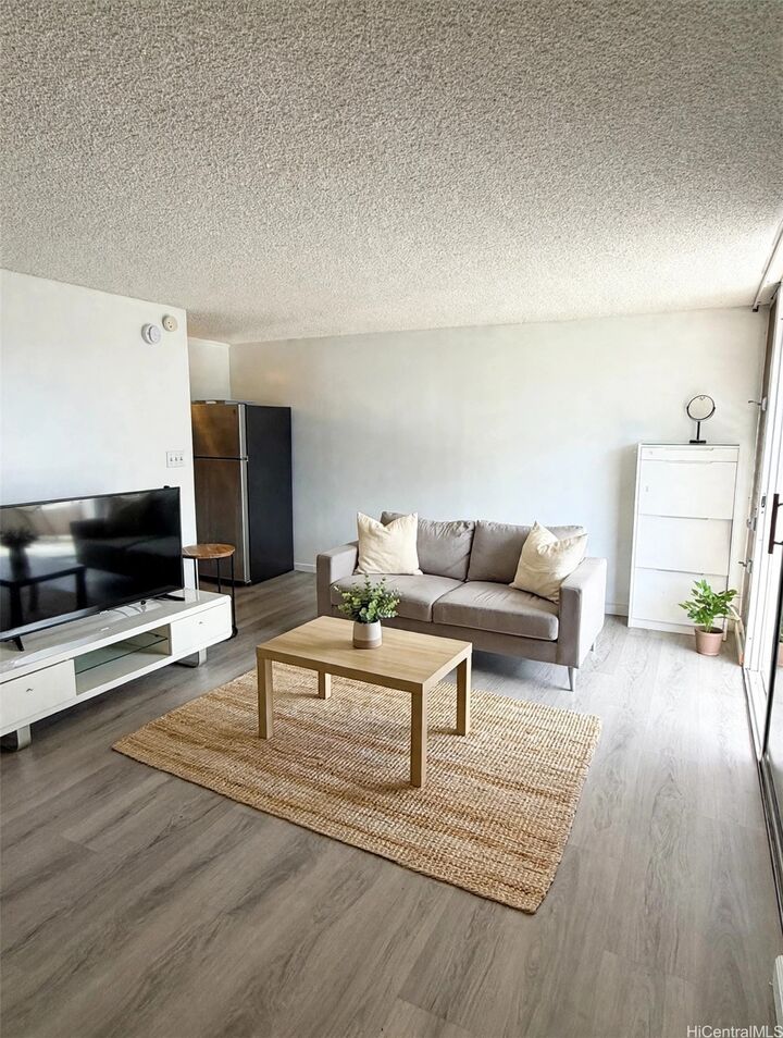 Property Photo: 1419 Dominis Street 208 HI 96822
