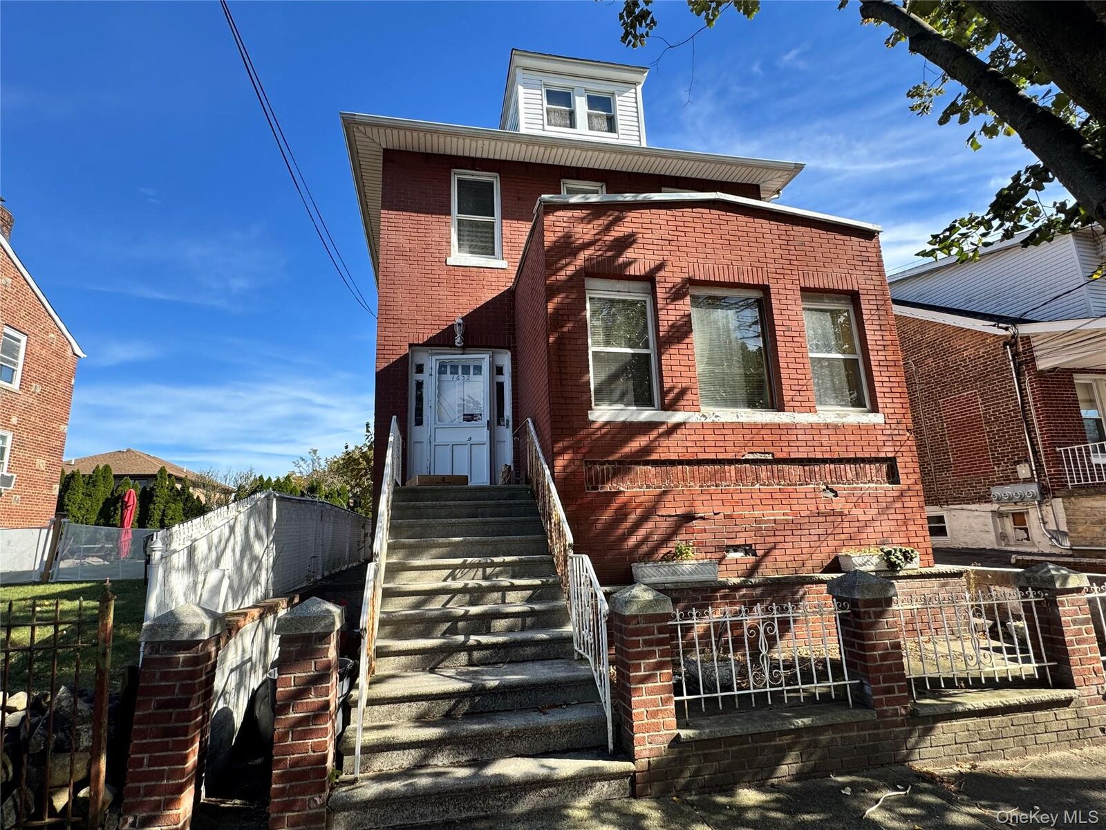Property Photo: 1632 Research Avenue NY 10465