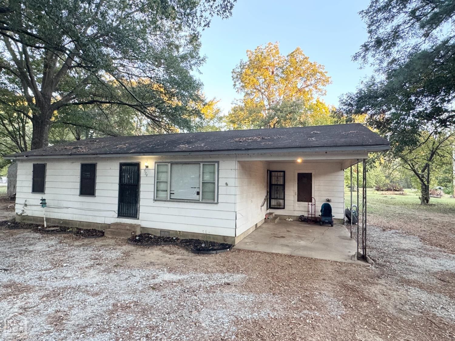 Property Photo:  570 Newsom Avenue  AR 72324 