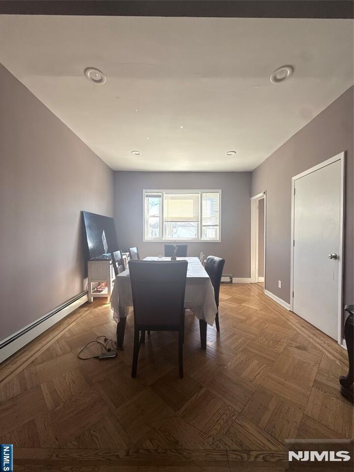 Property Photo:  21 4th Street 2  NJ 07031 