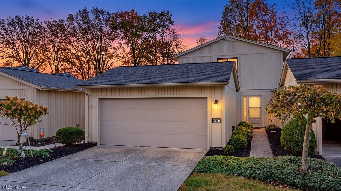 Property Photo: 19305 Idlewood Trail OH 44149