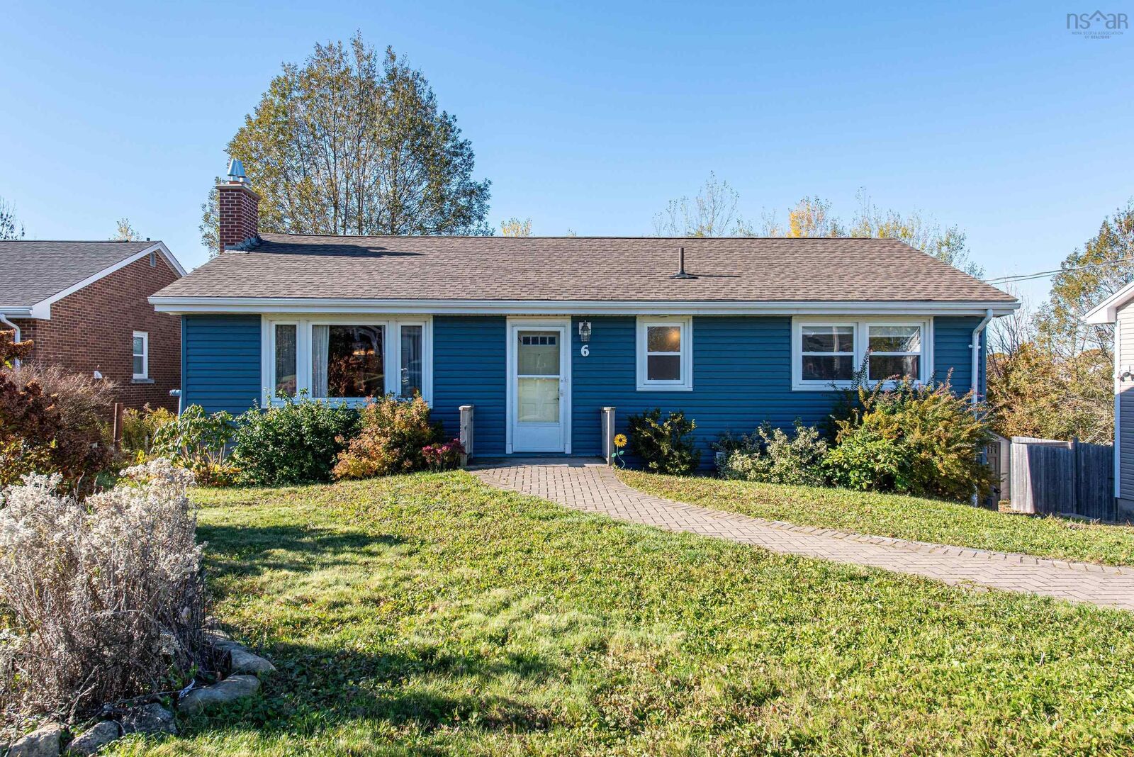 Property Photo:  6 Chestnut Lane  NS B2Y 3X2 