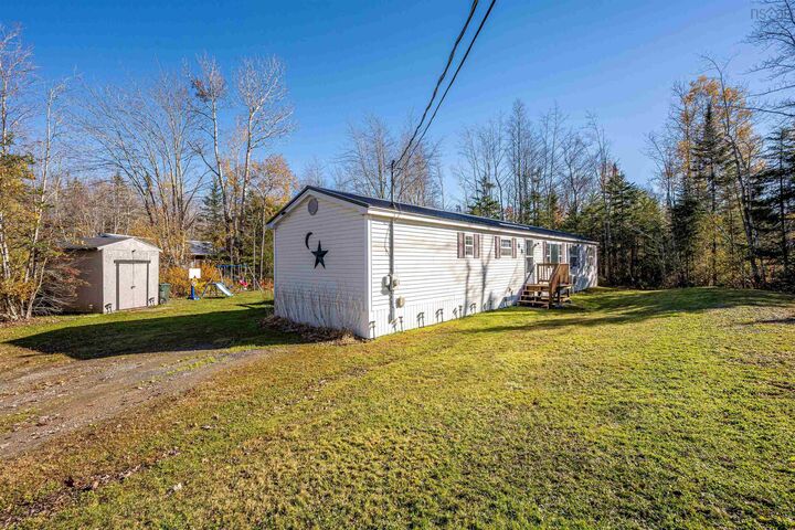 Property Photo:  1551 Highway #2  NS B0N 1Y0 