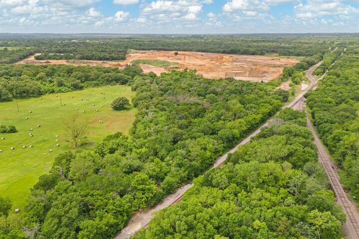 Property Photo:  6432 S Interstate 35 W  TX 76009 