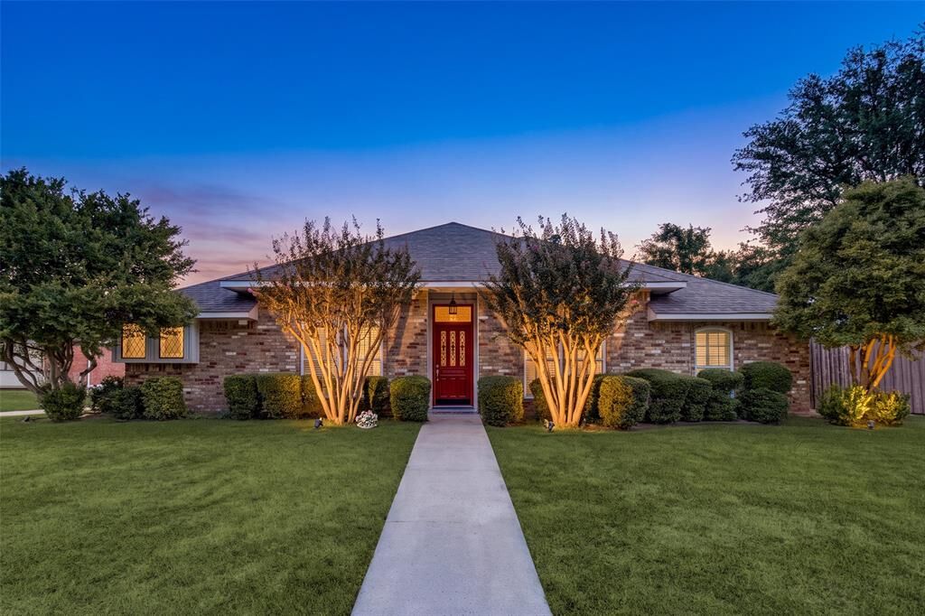 Property Photo:  4063 Seabury Drive  TX 75287 