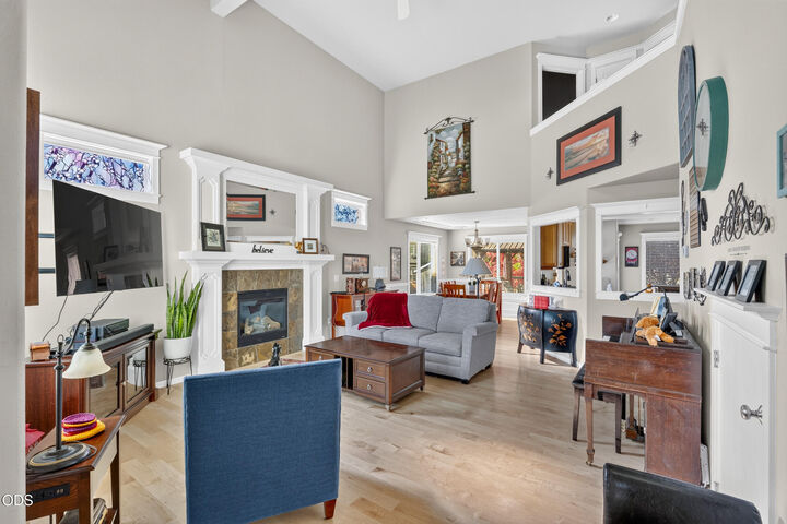 Property Photo: 1345 NW 16th Court OR 97756