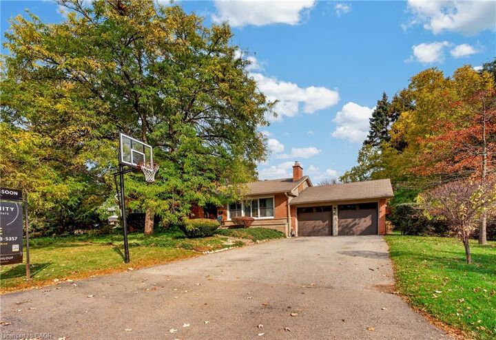 Property Photo:  319 South Court  ON L7N 1S8 