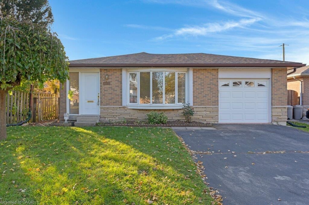 Property Photo:  1166 Kathlene Court  ON N3H 4P2 