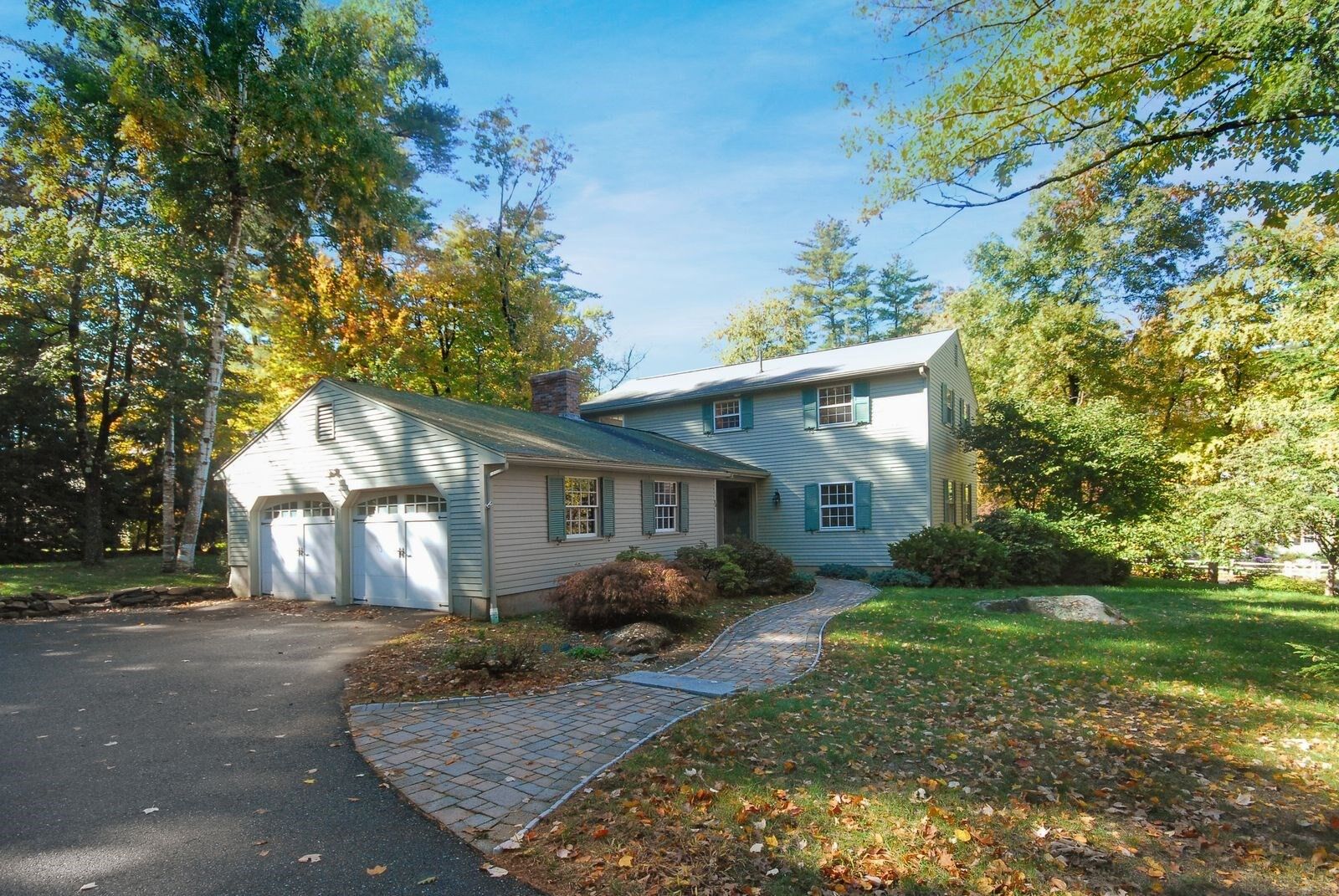 Property Photo:  20 Coolidge Drive  MA 01720 