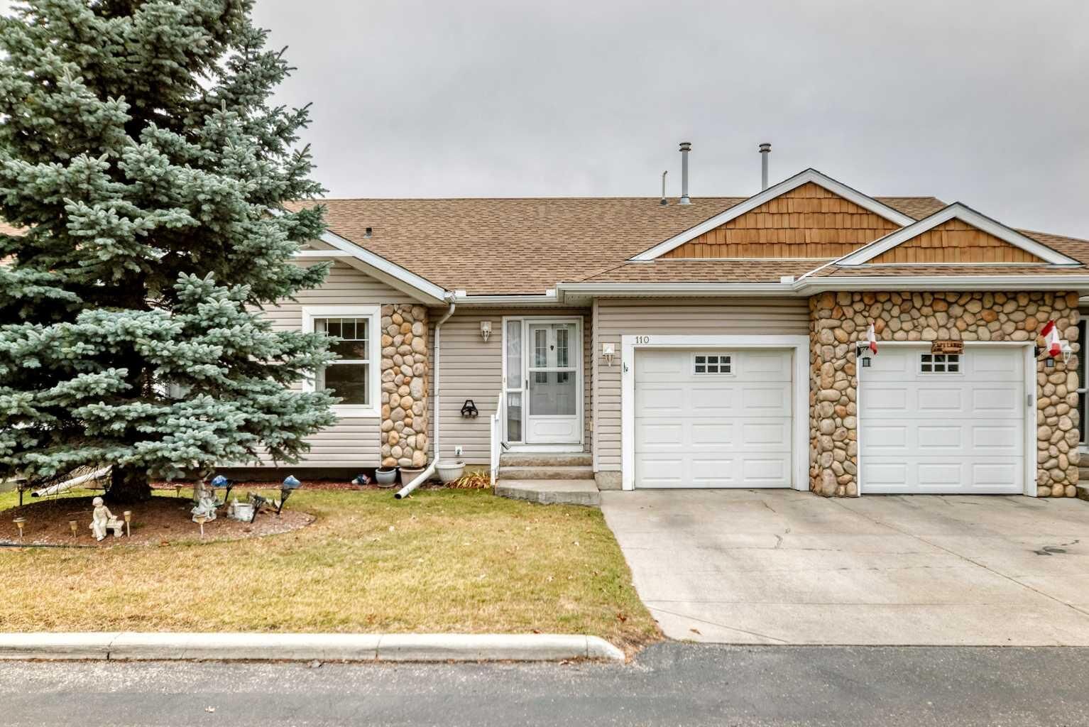 Property Photo:  110 Freeman Way NW  AB T1V 1V4 