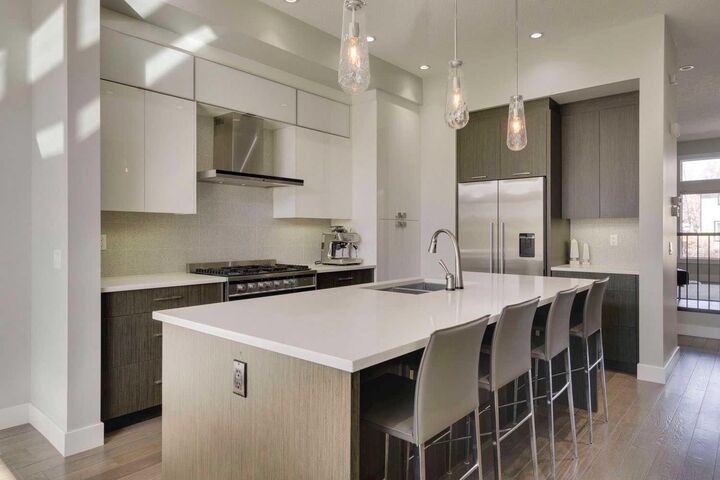 Property Photo: 2341 22 Avenue SW AB T2T 0T1