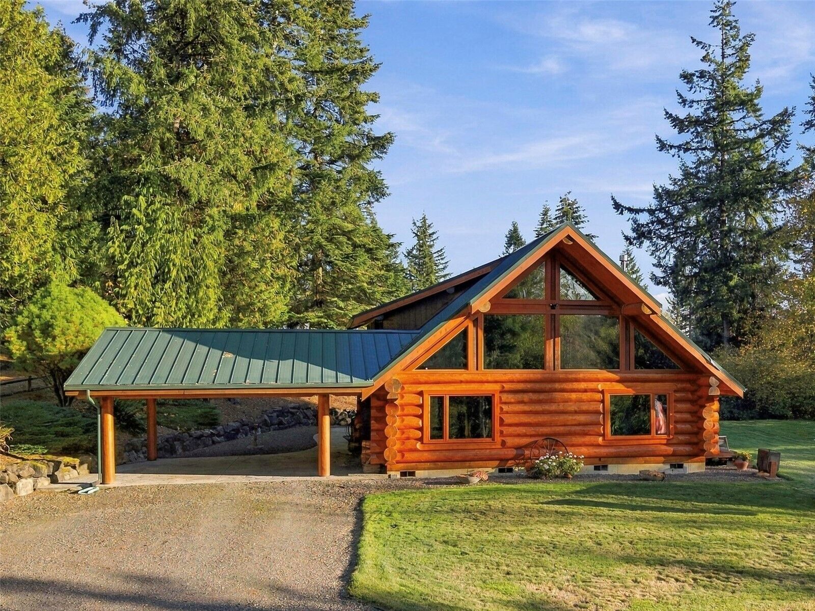 Property Photo: 19512 Abbey Lane SE WA 98530
