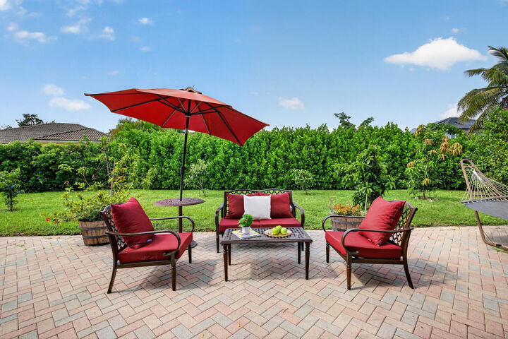 Property Photo:  4132 Boston Court  FL 33331 