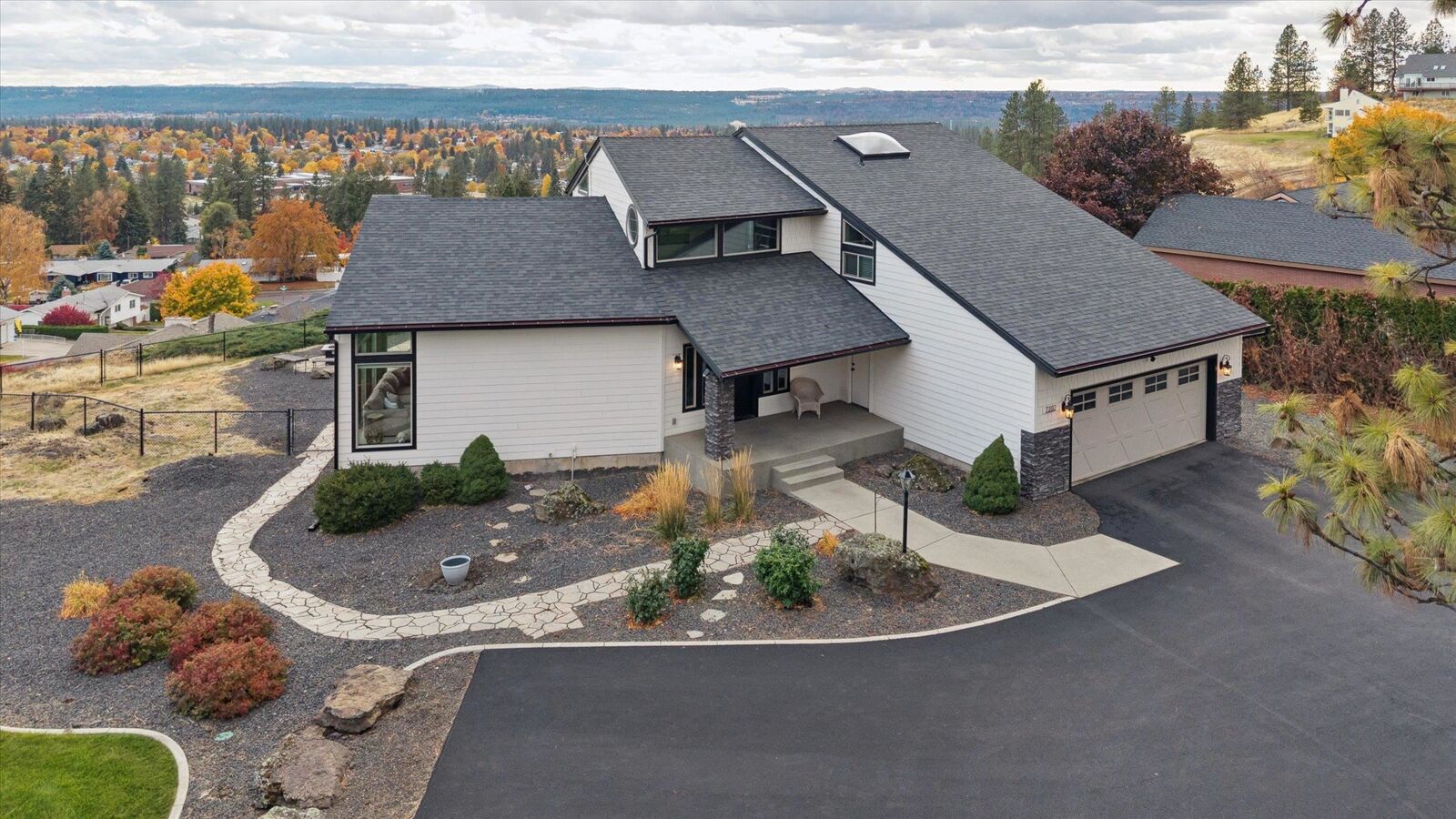 Property Photo:  7202 N Five Mile Rd  WA 99208 