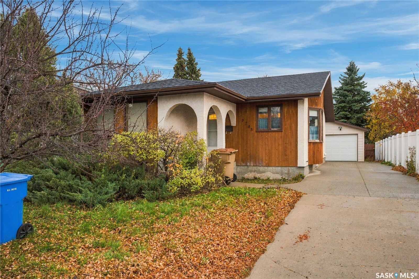 Property Photo:  7243 Schiller Bay  SK S4X 3X5 