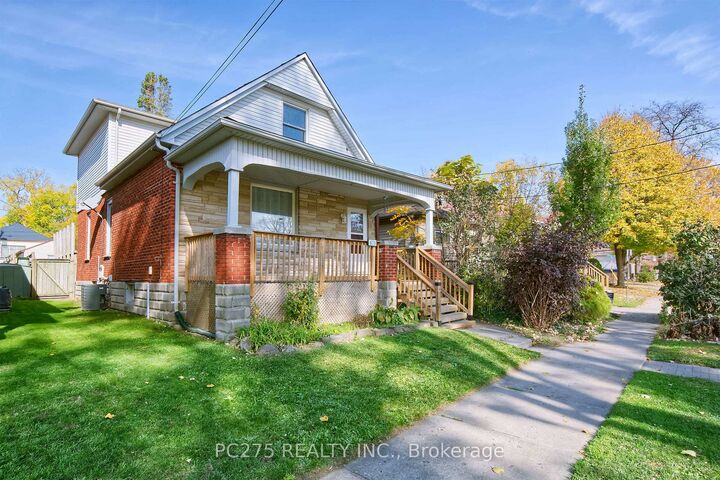 Property Photo:  670 Trafalgar Street  ON N5Z 1E4 