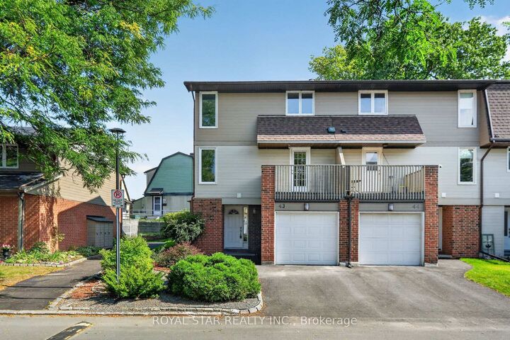 Property Photo:  3205 Uplands Drive 43  ON K1V 9T3 