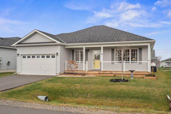 Property Photo:  8 Sinclair Crescent  ON L3V 8J9 