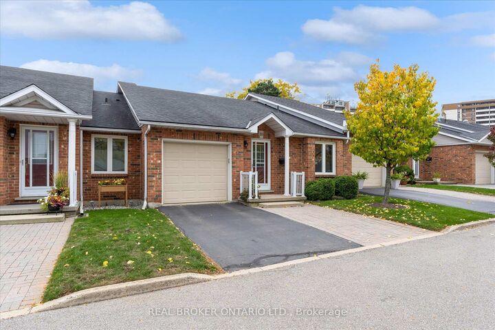 Property Photo:  60 Rice Avenue 10  ON L9C 7S3 
