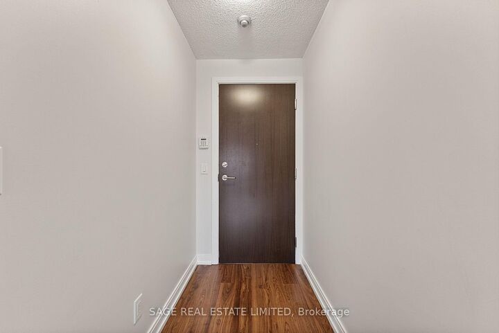 Property Photo:  151 Village Green Square 1501  ON M1S 0K5 