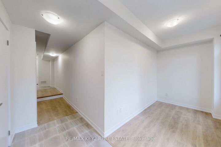 Property Photo:  1865 Pickering Parkway 1204  ON L1V 0H2 