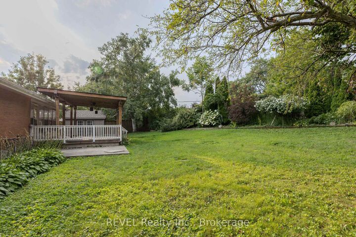 Property Photo: 7285 Rolling Acres Crescent ON L2J 1E5